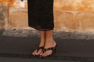 Tendances automne 2026 : 5 modèles de sandales Zara que vous associerez avec un jean en pleine saison et qui vous feront ressembler aux experts de la mode