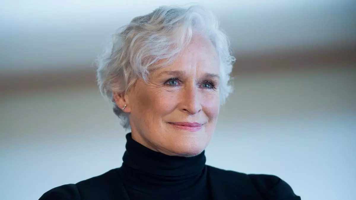 Les images de Glenn Close (79 ans) sans maquillage dont parlent tous ses fans : "Je suis déjà à la maison avec la chemise de ma mère. J'ai de la chance"