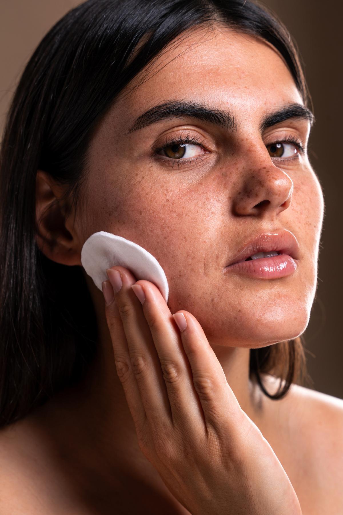 Voici comment prendre soin de votre peau après l'été