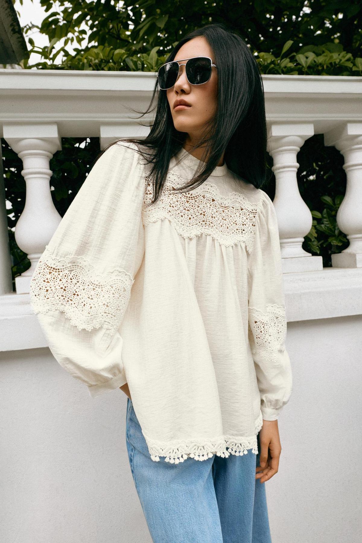 Blouse romantique en dentelle blanche