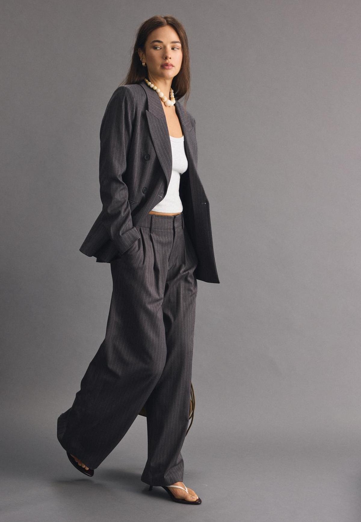 Pantalon rayé gris