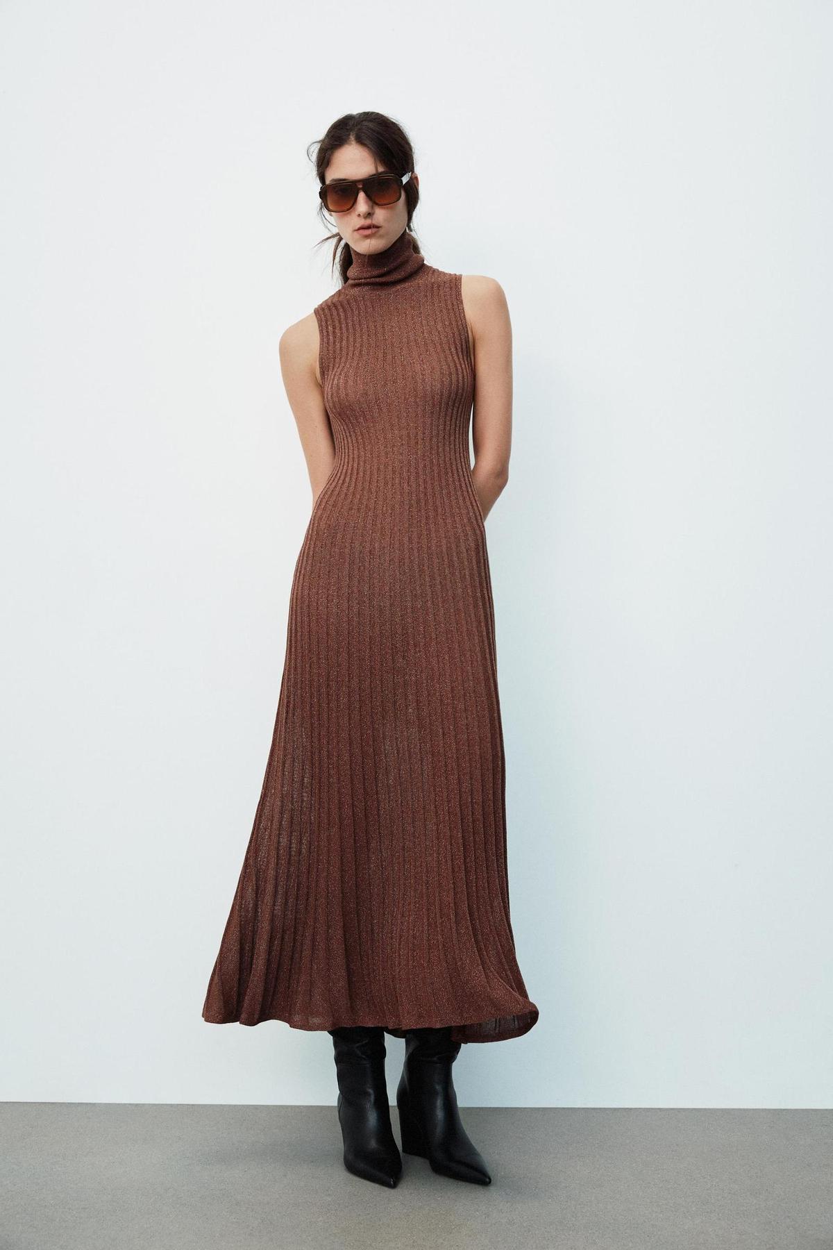Robe longue en maille avec fil métallisé