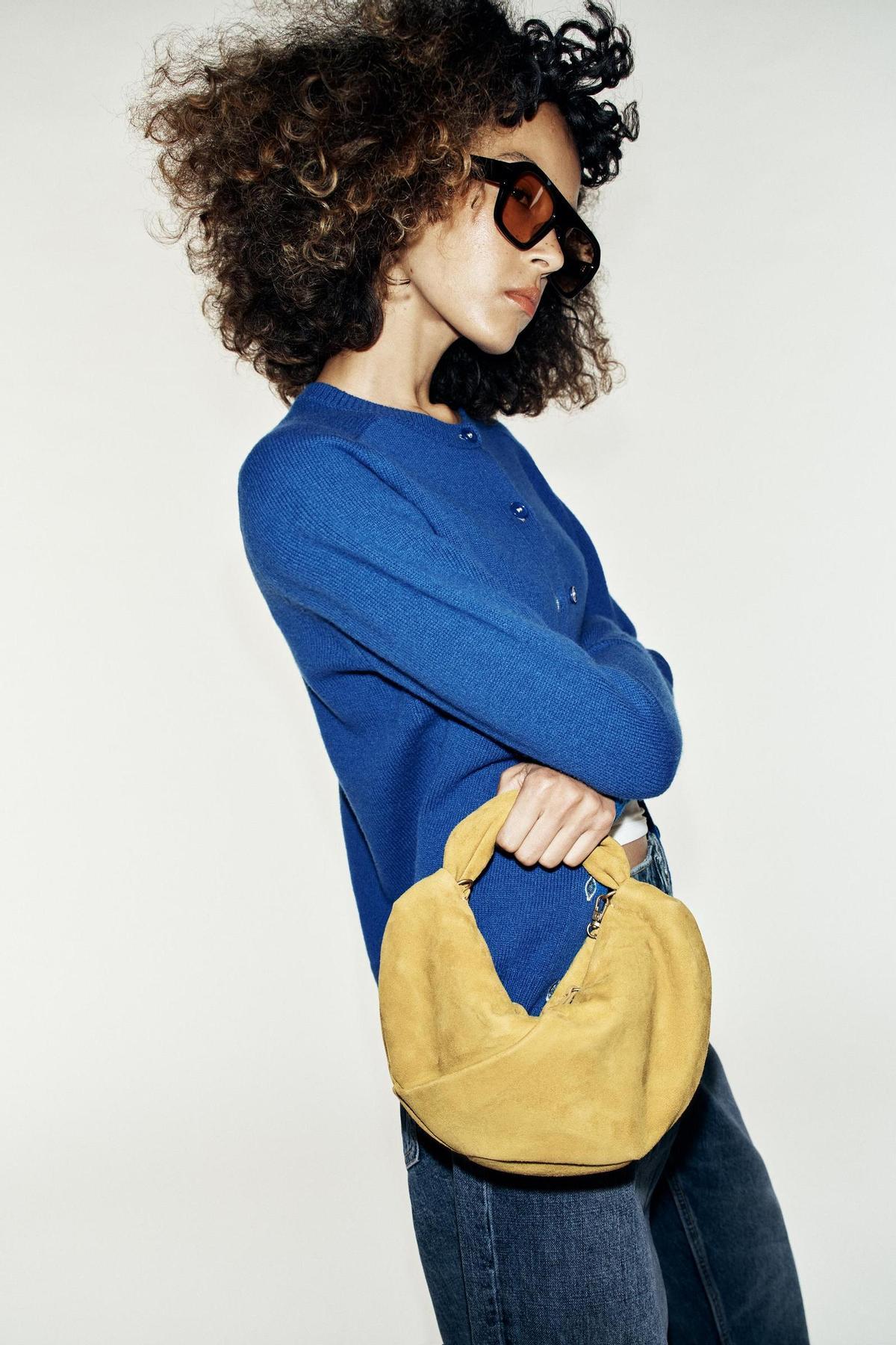 Sac à main en cuir froncé