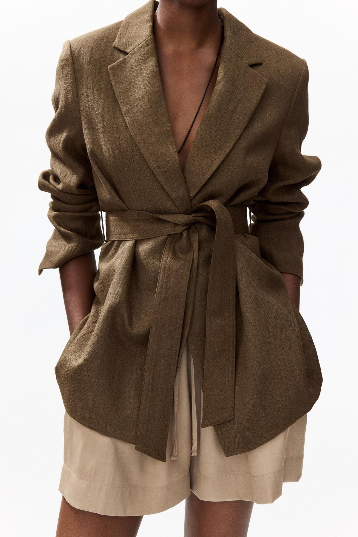 Veste texturée avec ceinture
