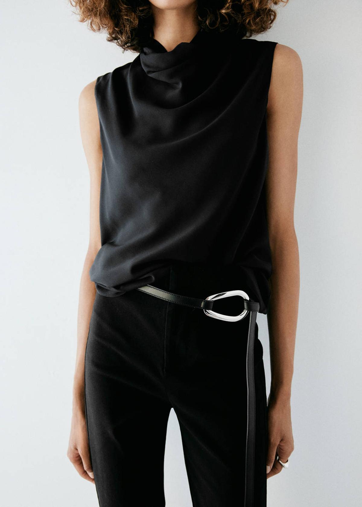 Haut col montant en satin