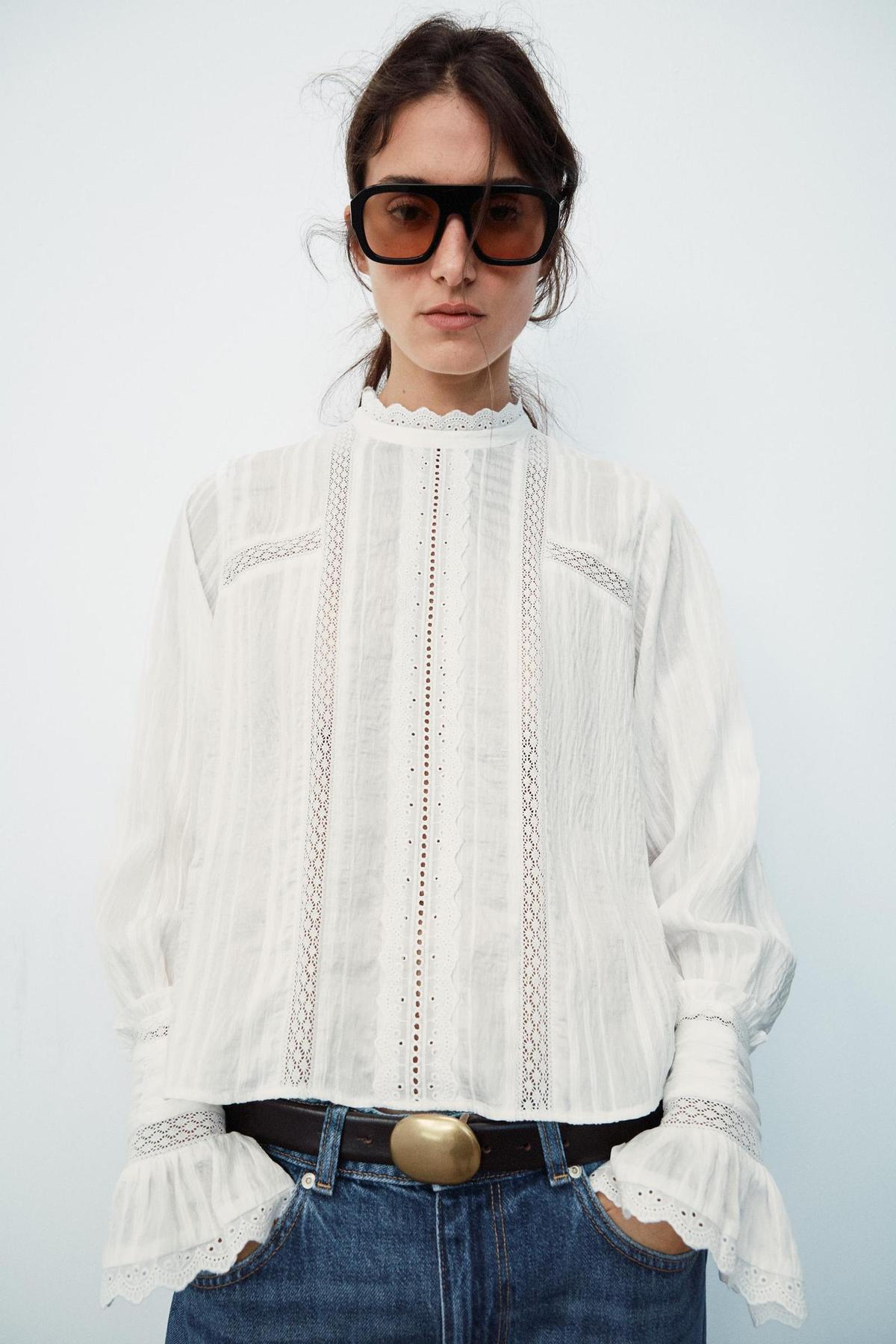 Blouse romantique avec broderie