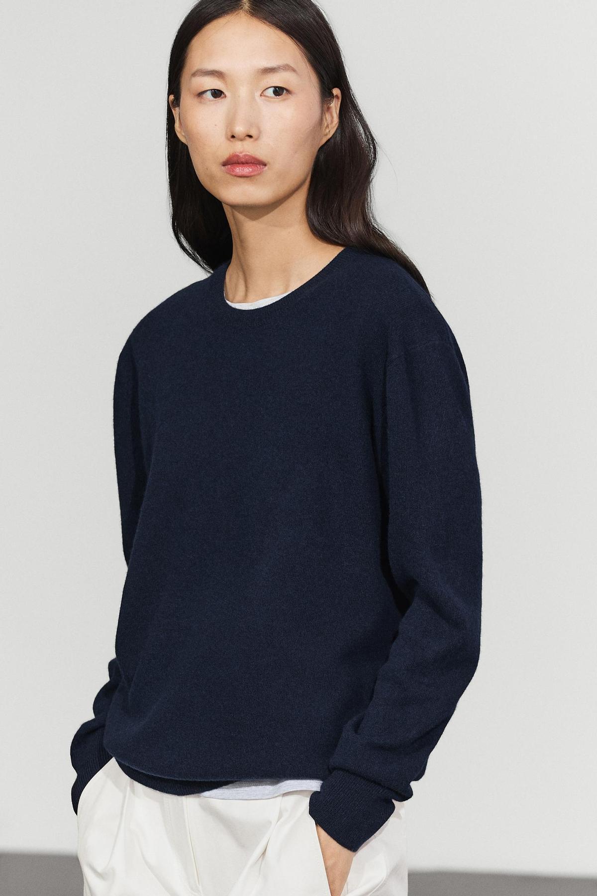 Pull en maille fine bleu marine
