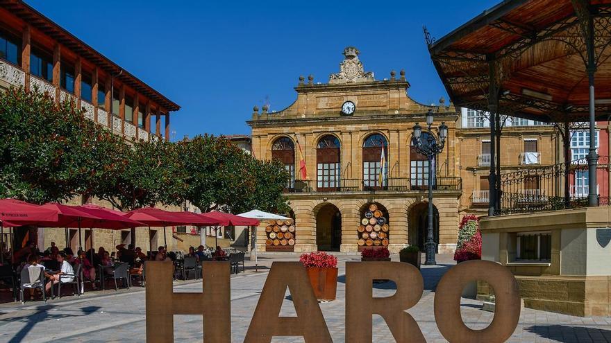 Les rois visitent Haro, la ville de Luis de la Fuente