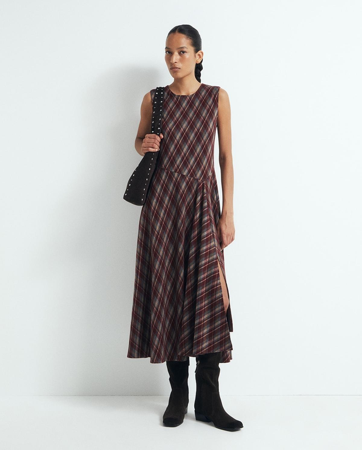 Robe midi à carreaux bordeaux