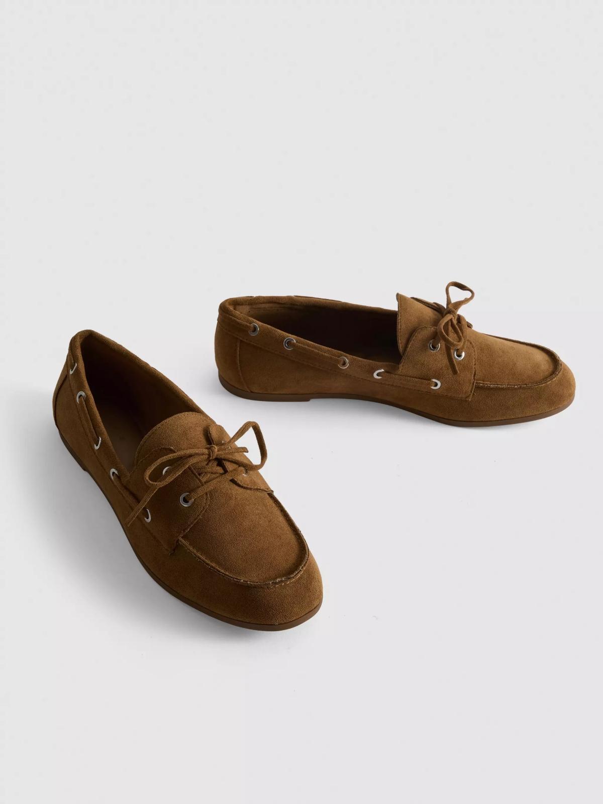 Mocassins nautiques en daim