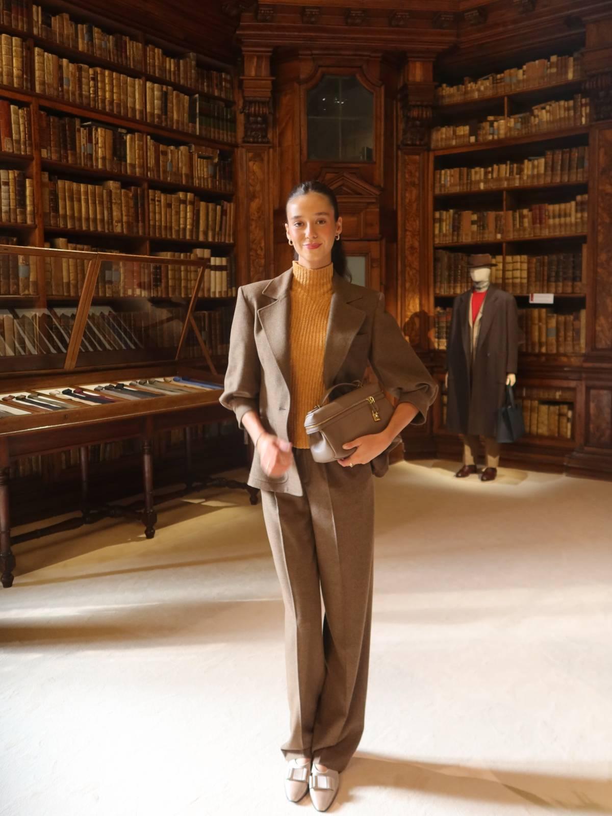 Le look de Victoria Federica à la Fashion Week de Milan
