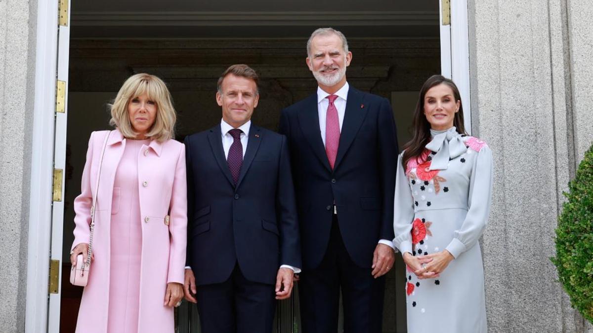 Le roi Felipe VI et la reine Letizia reçoivent Emmanuel et Brigitte Macron au Palais Royal : complicité avec la première dame, et plus de détails