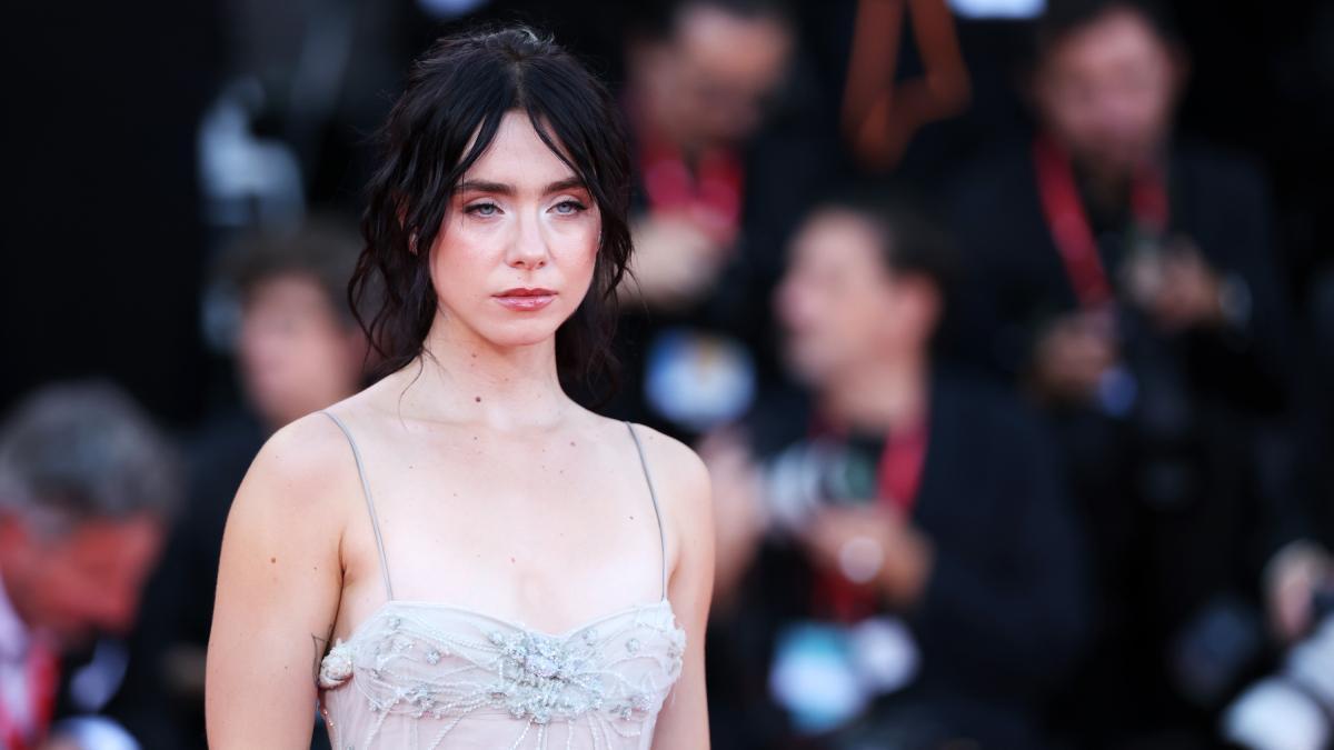 El look de Clara Galle para el Festival de Venecia