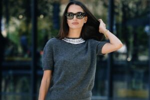 Hier, je suis allée faire du shopping chez Lidl et j'ai sorti les pulls tricotés à 8 euros qui se combinent le mieux avec des jeans et des jupes midi : du basique à la marinière | ACTUALITÉS LIDL