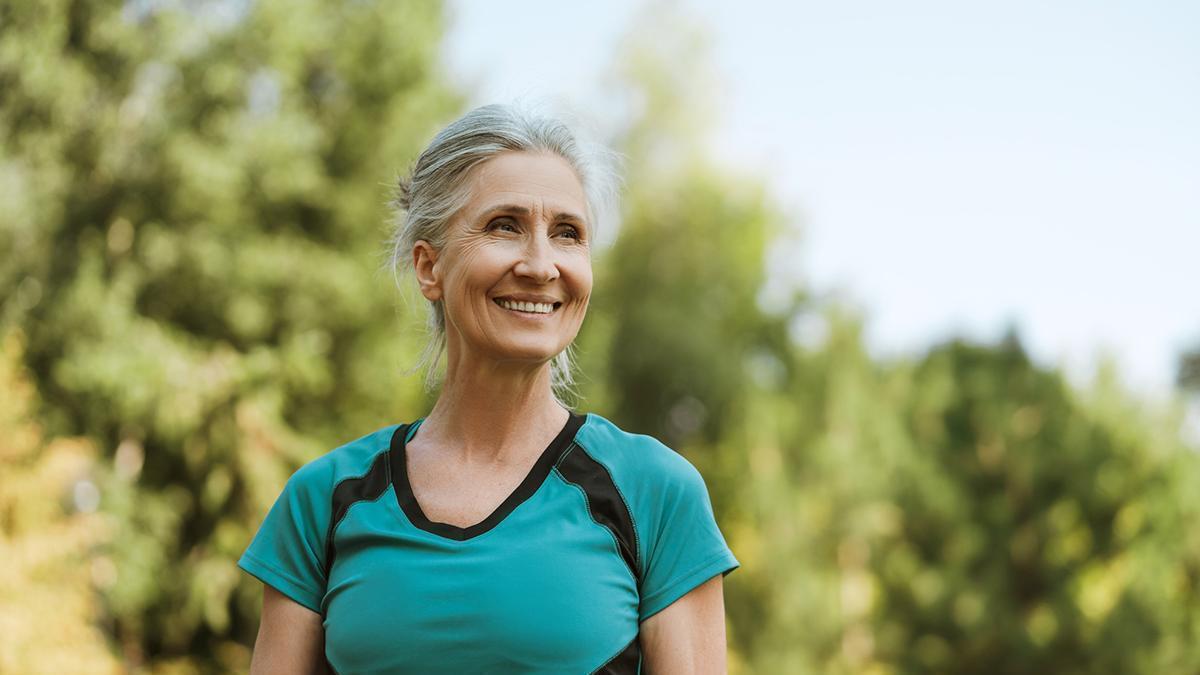 ¿Nadar o caminar? Dos entrenadores desvelan los beneficios de cada ejercicio