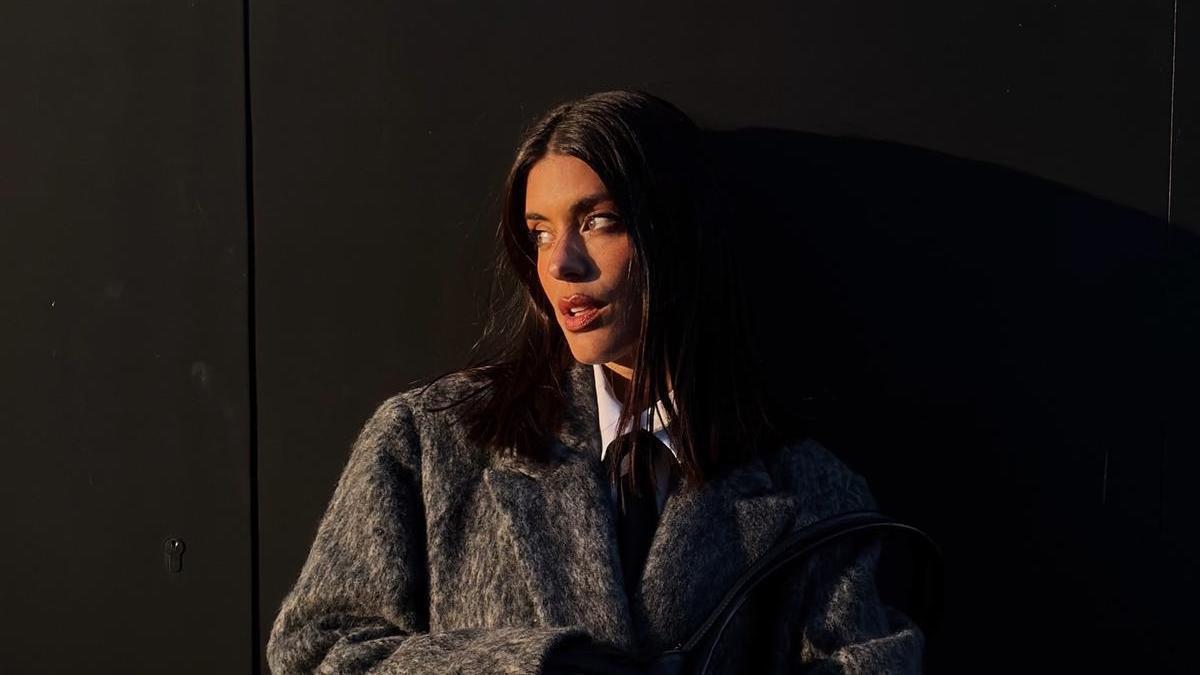 Look de street style de la influencer Aida Domenech