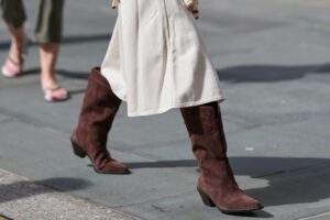 Oubliez les baskets : 5 nouvelles bottes de cowboy Lefties que vous porterez non-stop avec des robes et des jeans cet automne