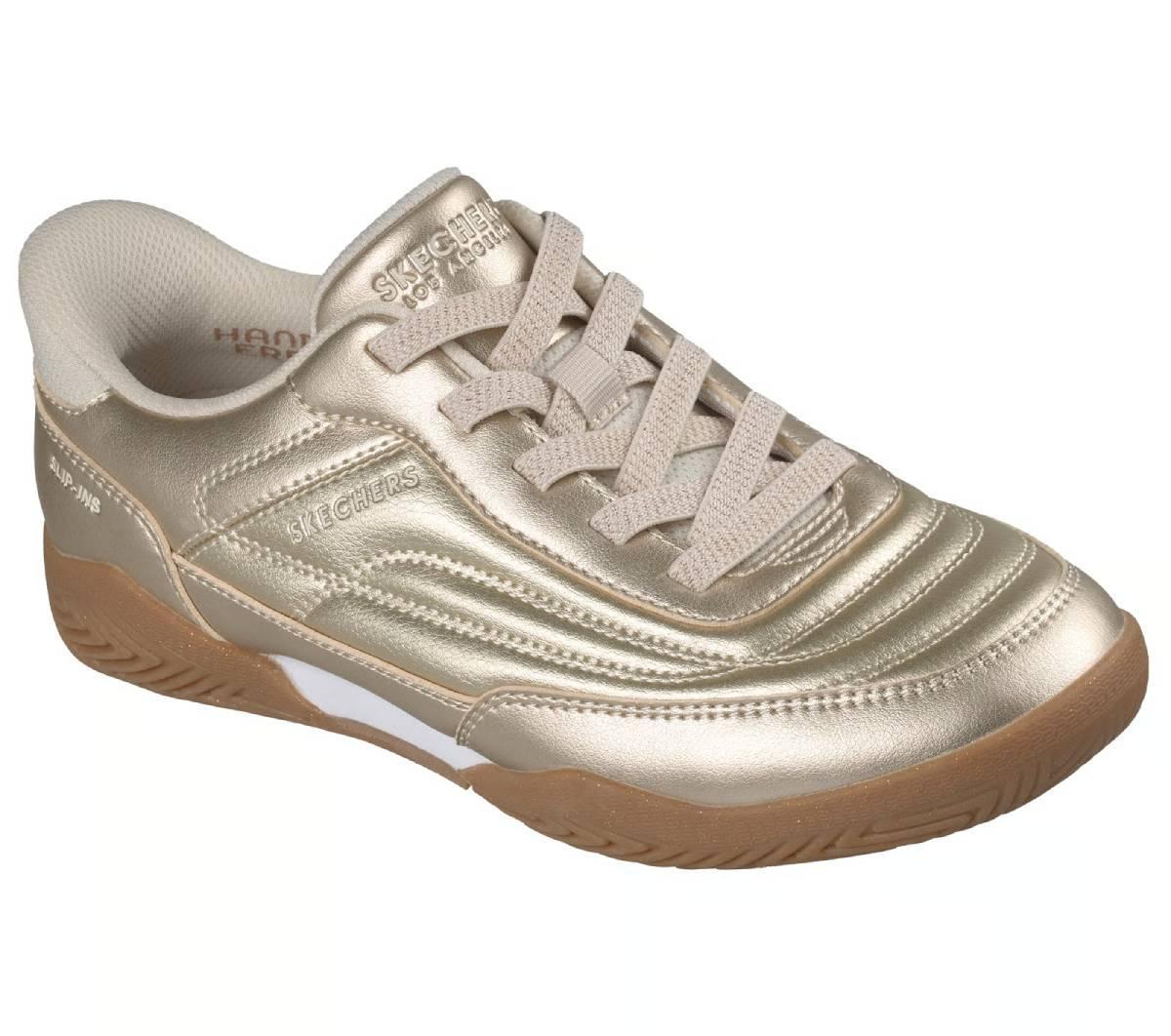 Skechers glisse dans Zinger Evo hors du terrain