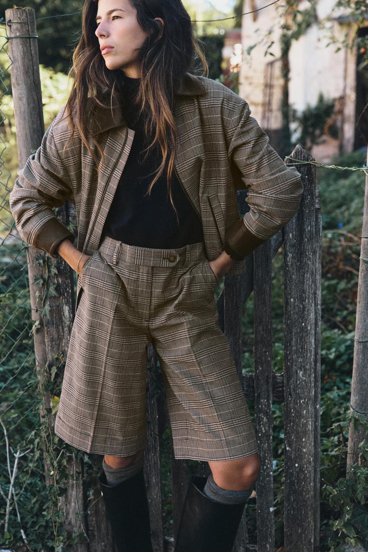 Ensemble bomber et short à carreaux