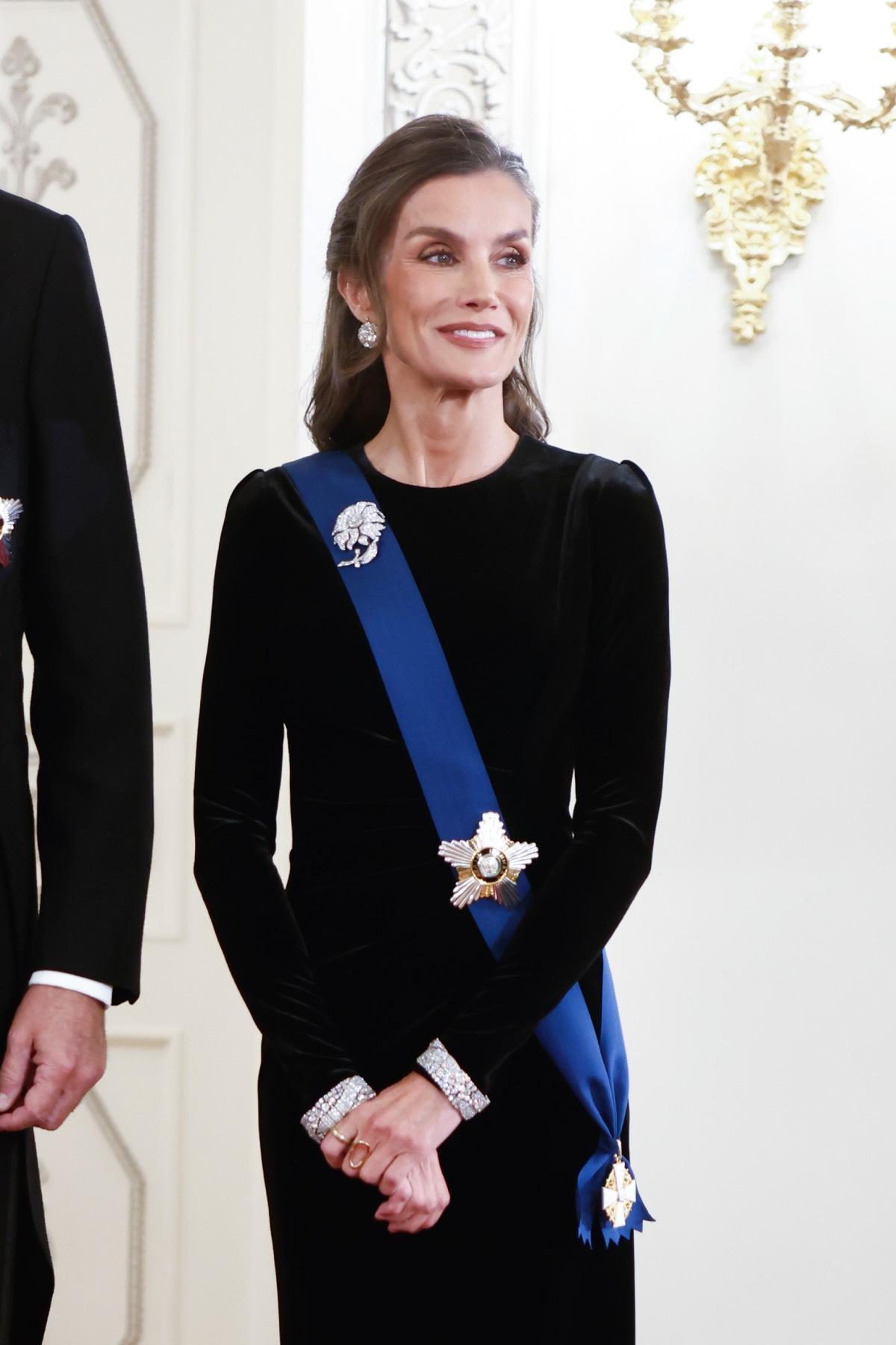 Les bijoux de la reine Letizia pour le dîner de gala à Helsinki