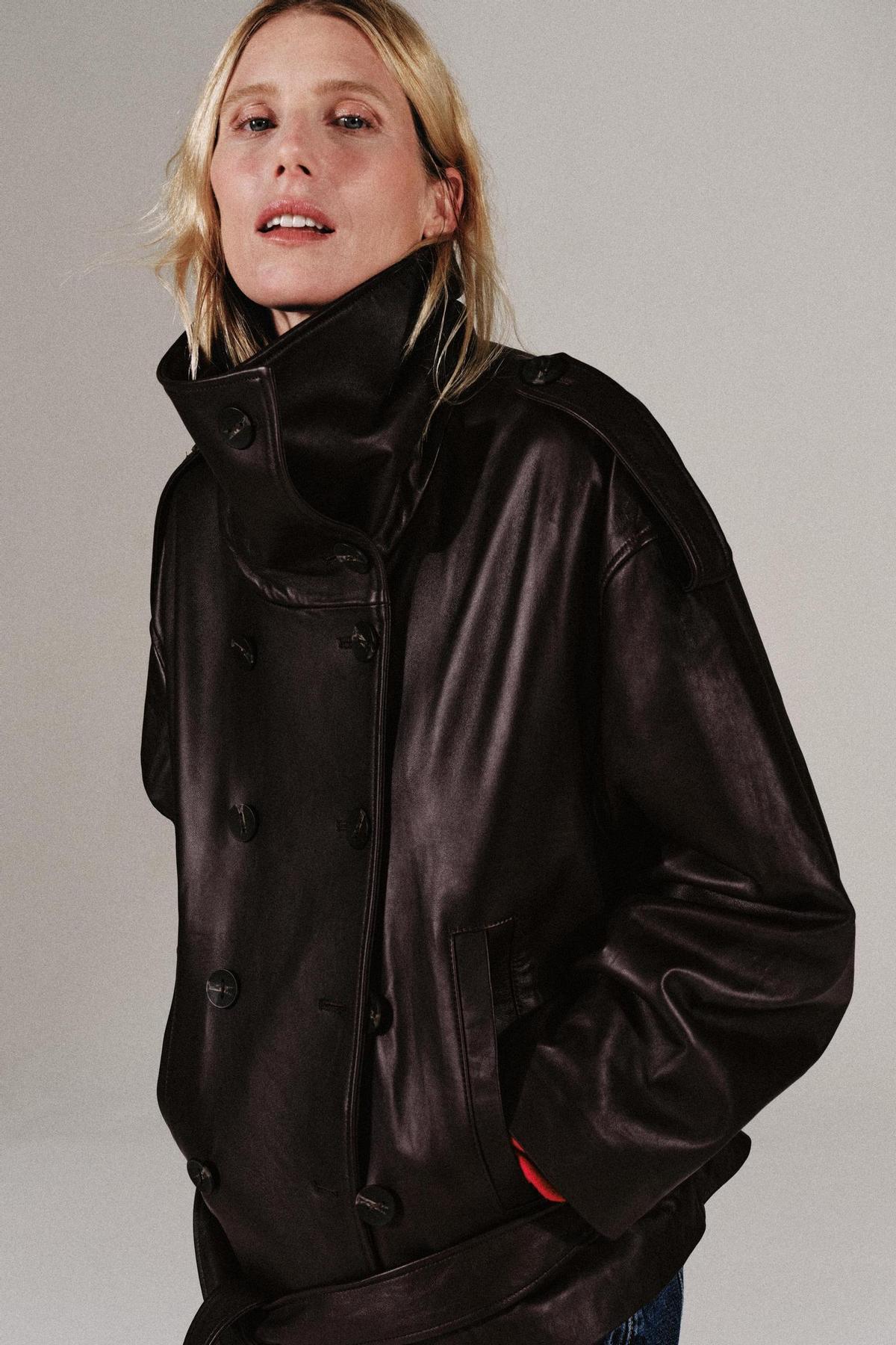 Veste en cuir avec ceinture