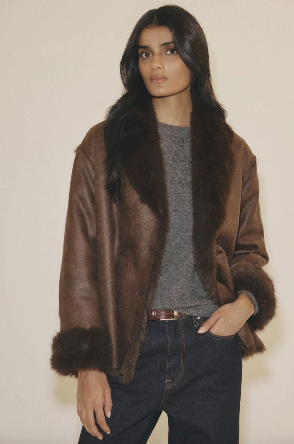 Veste en fourrure marron