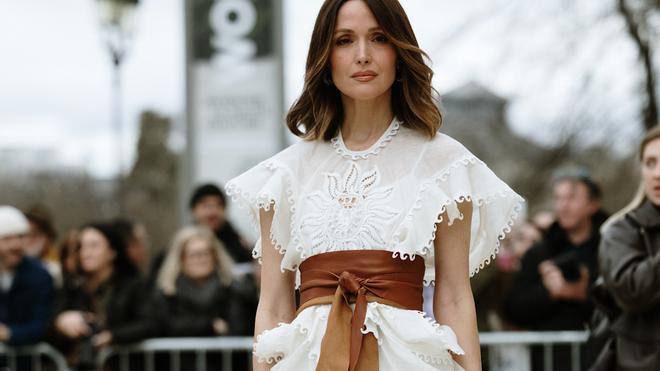 Les robes et tenues que les madrilènes les mieux habillées viennent d'arriver chez Zara se transformeront en parfait uniforme de bureau jusqu'en octobre