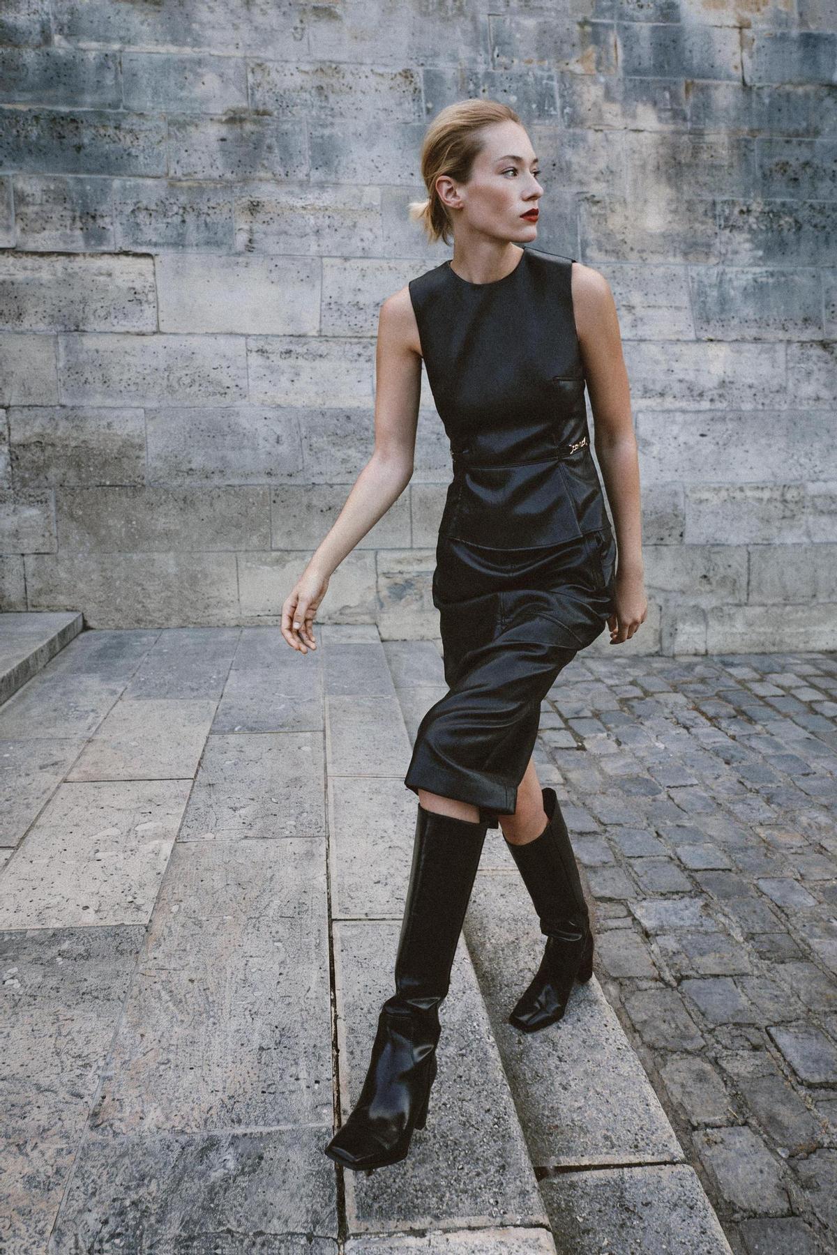 Ensemble haut effet cuir et jupe midi