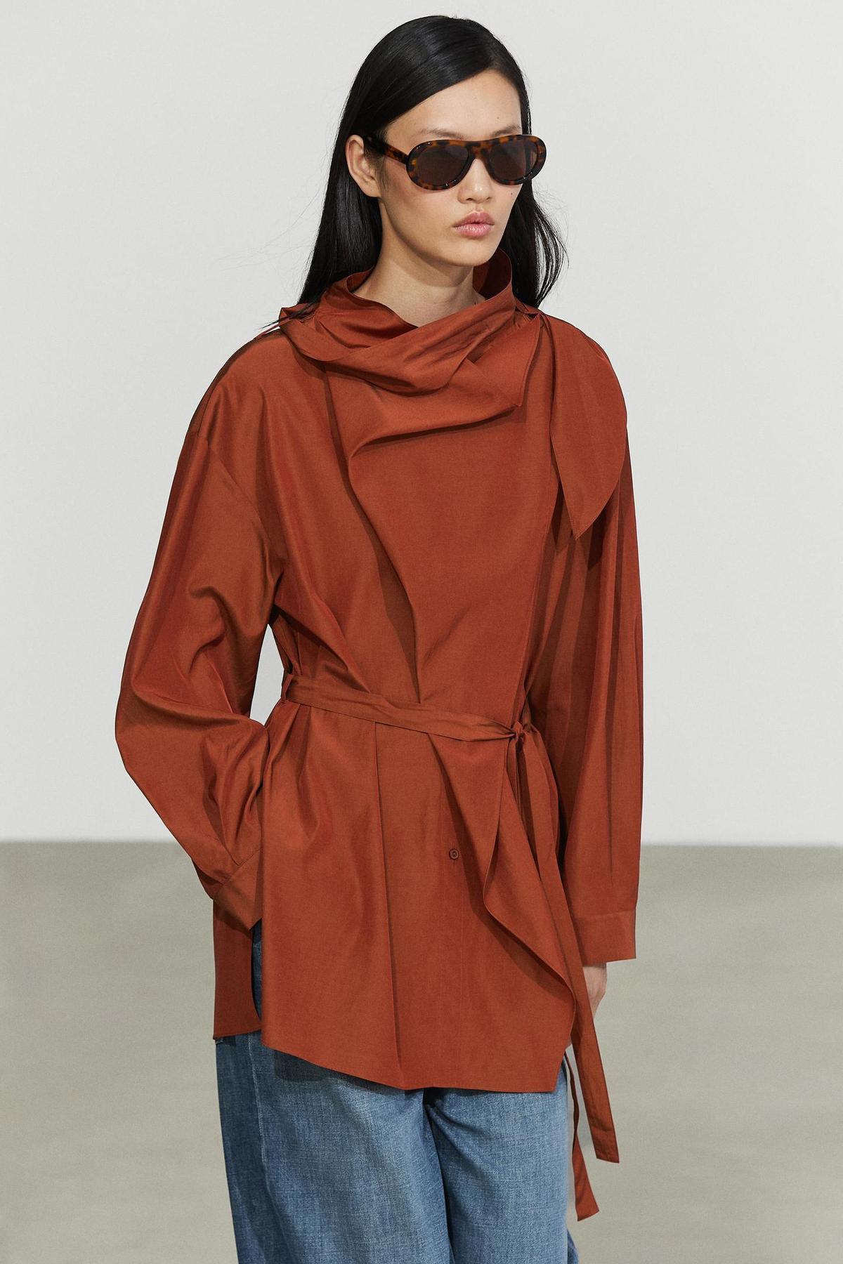 Blouse fluide à nœud