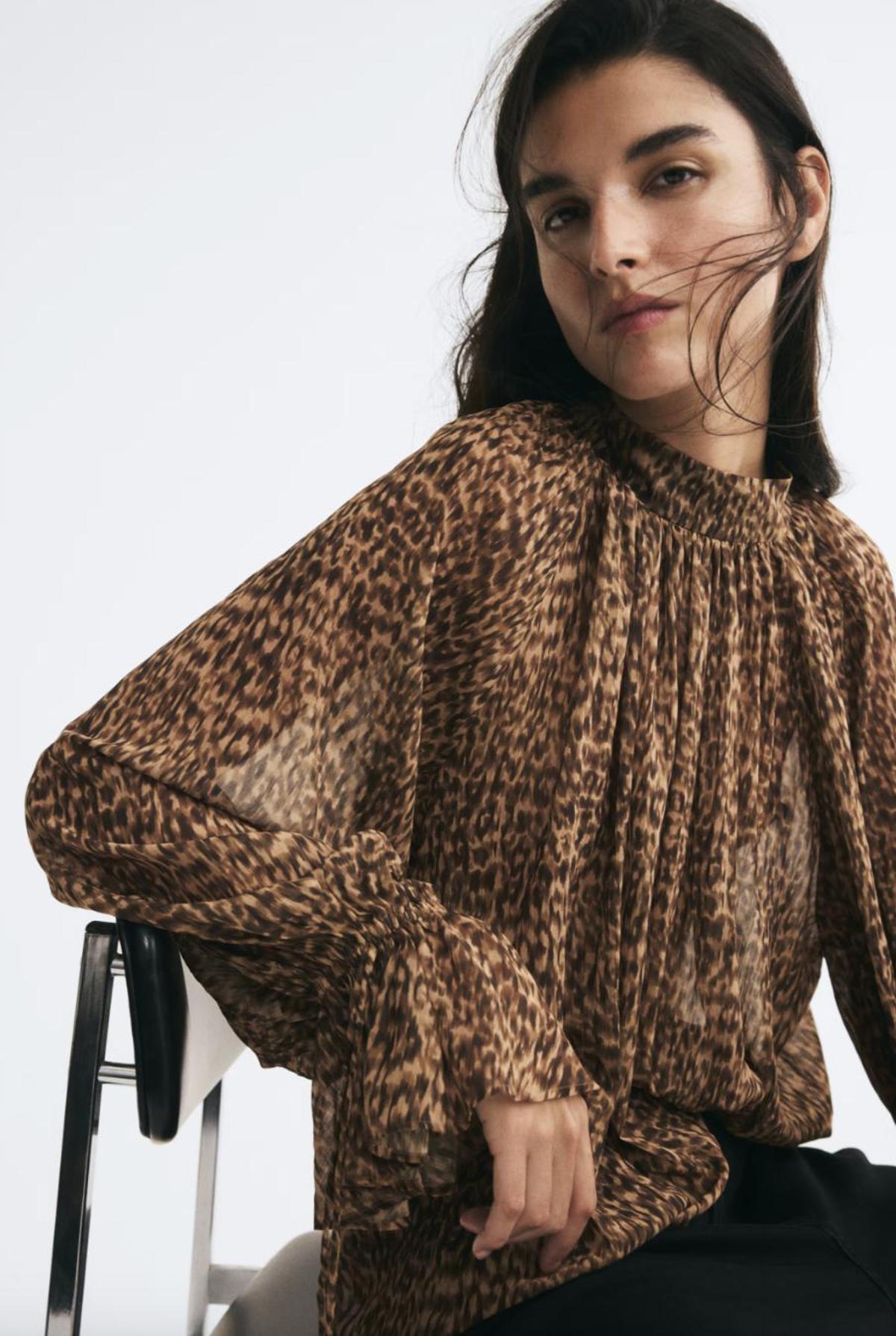 Blouse en mousseline à imprimé animalier