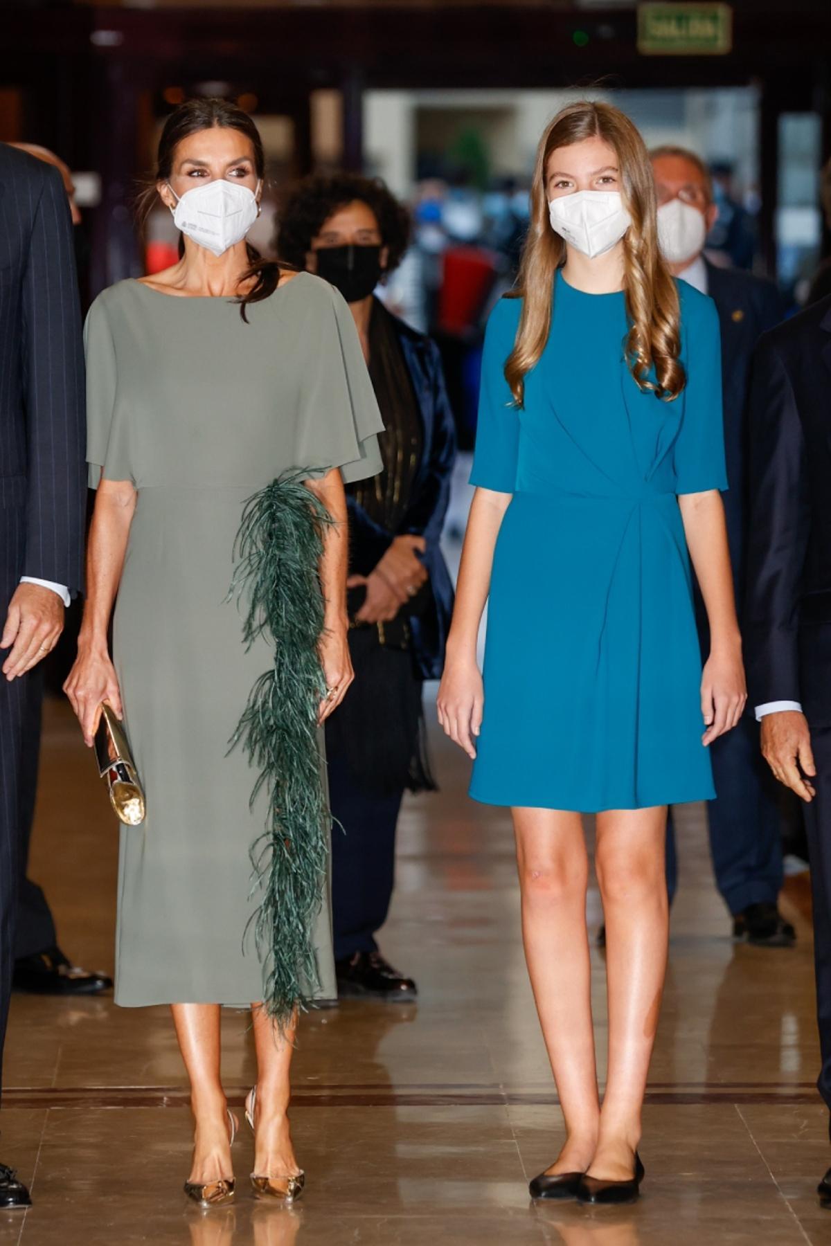 La reine Letizia et l'infante Sofía assistent au concert de la Fondation Princesse des Asturies