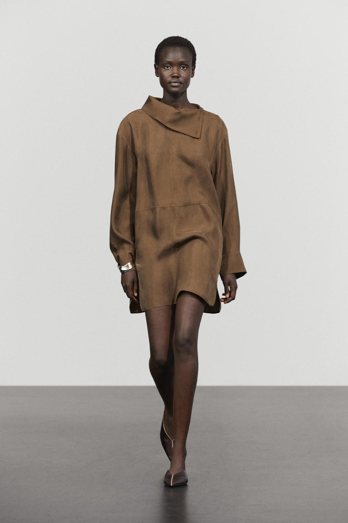 Robe courte en daim marron