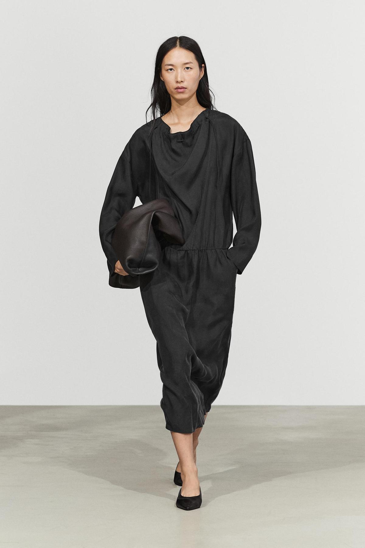 Robe midi fluide noire avec cordon de serrage