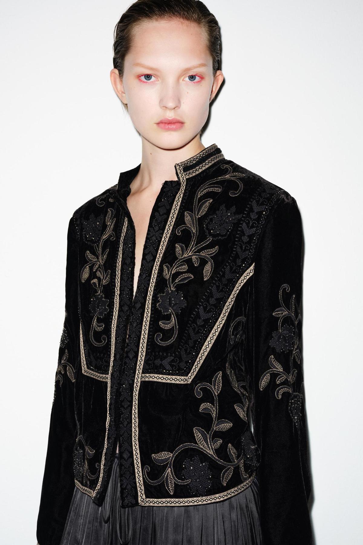 Veste en velours avec perles