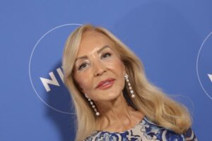 Carmen Lomana (78 ans) : « Je ne vais pas à la salle de sport, mais je bouge beaucoup, je monte et descends les escaliers chez moi plusieurs fois »