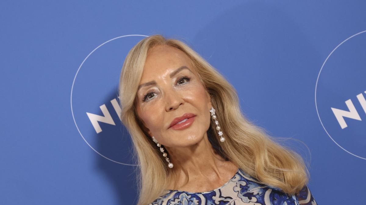 Carmen Lomana (78 años): "No voy al gimnasio, pero me muevo mucho, subo y bajo varias veces las escaleras de casa"