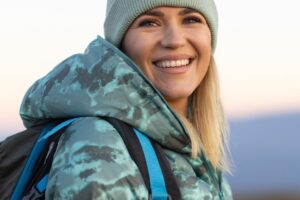 Decathlon le confirme : il réduit de 83 euros l'une des vestes coupe-vent imperméables les plus confortables et les plus légères de l'automne/hiver 2026-2027 (dans la limite des stocks disponibles) | VESTE COUPE-VENT DECATHLON