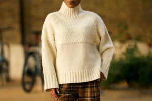 Des pulls en laine de haute qualité à l'élégance classique viennent d'arriver chez Mango et constitueront la solution idéale pour votre garde-robe capsule pour l'automne-hiver 2026/27.