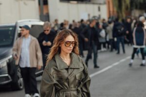 Honneurs au nouveau cabas Parfois qui triomphe en automne : disponible en quatre couleurs pures et tendances