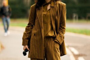 Ils déferlent non-stop chez Zara : 5 tenues coordonnées inspirées des tendances les plus virales de l'automne qui nous aideront à bien nous habiller en octobre