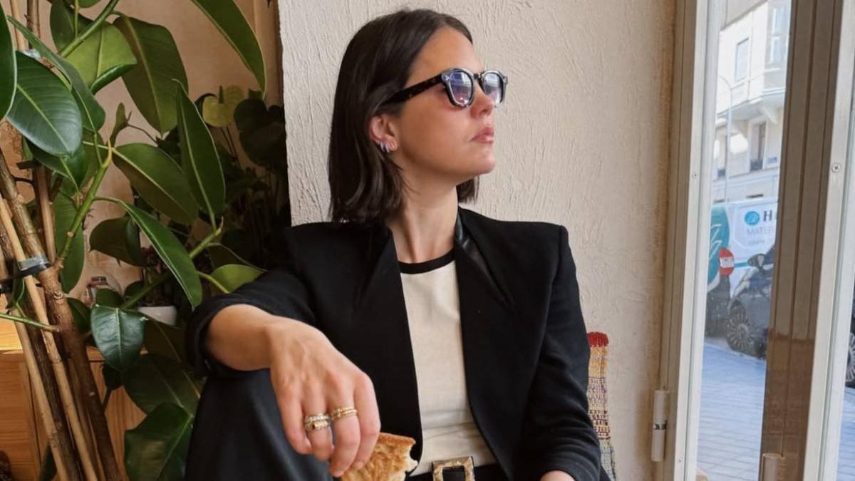 Las zapatillas barefoot de marca española más deseada por las mujeres elegantes