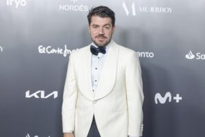 Jorge Redondo, designer : « Pour une femme de petite taille, les jeans droits taille haute ou évasés créent une image de jambe plus longue, ils sont donc très flatteurs »