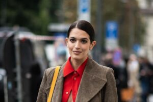 Le sac cabas en cuir idéal pour aller au bureau vient d'arriver chez Parfois car il s'adapte à votre ordinateur portable et est disponible en quatre couleurs pures et tendances