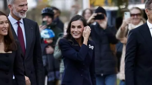 Une école d'Helsinki surprend la reine Letizia avec une chanson de Perales : "Ça s'est passé à merveille"