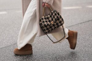 Les bottes Skechers UGG qui épuisent le classique +50 pour l'hiver 2027 car elles sont la plus grande tendance et beaucoup plus confortables que les pantoufles