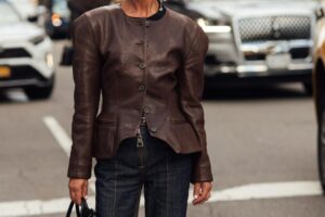 Les classiques les plus élégants ne s'achètent plus chez Zara, mais chez cette marque espagnole aux basiques de qualité : 5 vêtements d'automne tendances qui vous aideront à vous habiller comme les experts à la mi-saison