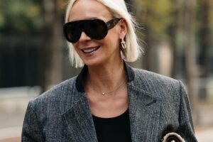 Les femmes aux pieds larges vendent ces baskets Skechers recommandées par les podologues : confortables pour marcher sans douleur, en 4 coloris et avec une baisse de prix historique | BASKETS SKECHERS