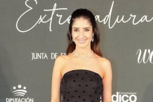 Sandra Majada (@lainvitada_perfecta), Style Award au II Woman Extremadura Award : « Nous pensons que nous devons nous habiller d'une manière qui ne nous représente pas »